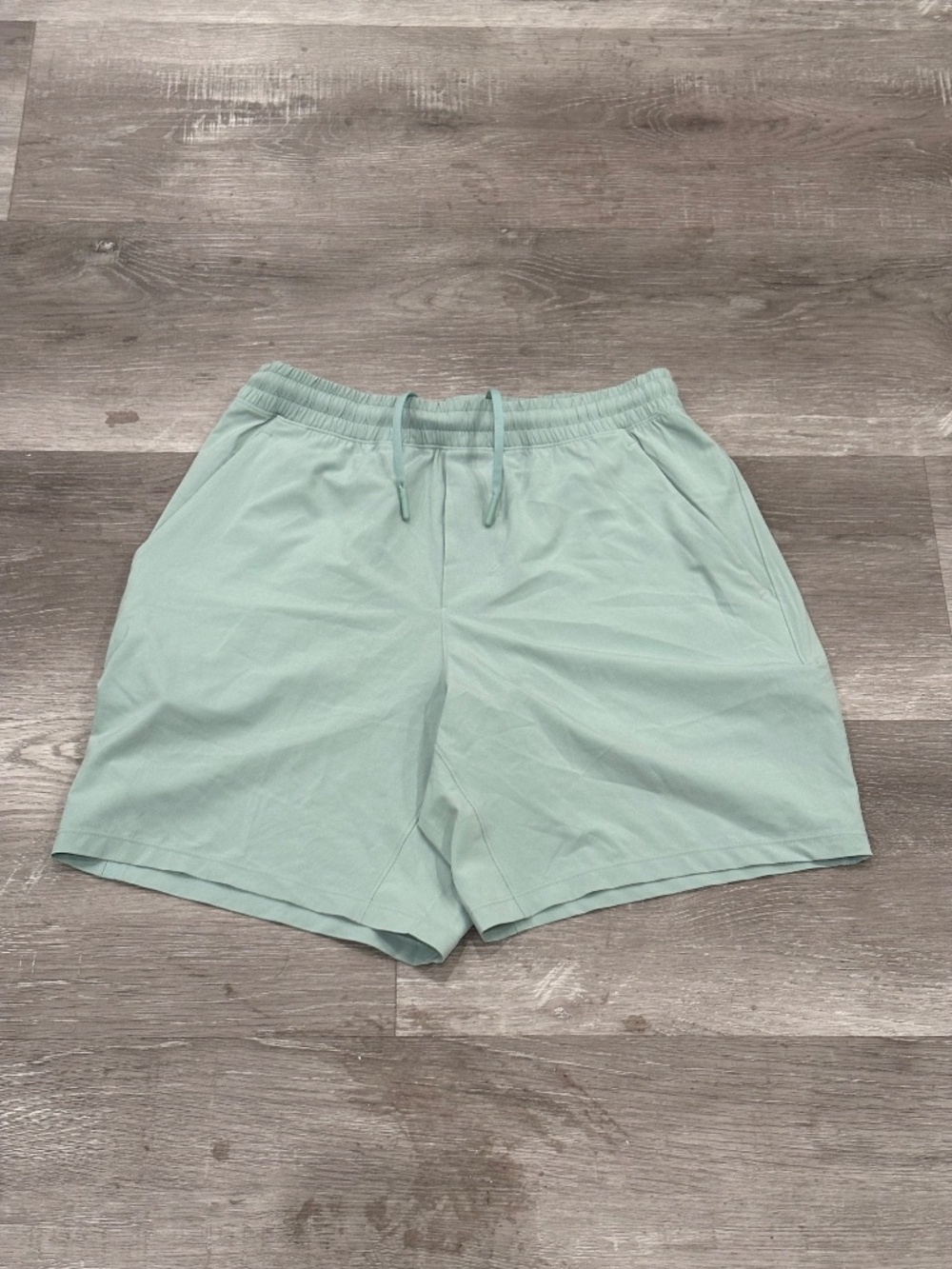 Lululemon Short Mint Blue Pace Breaker Linerless 7" Gym Athletic Mens S NWOT